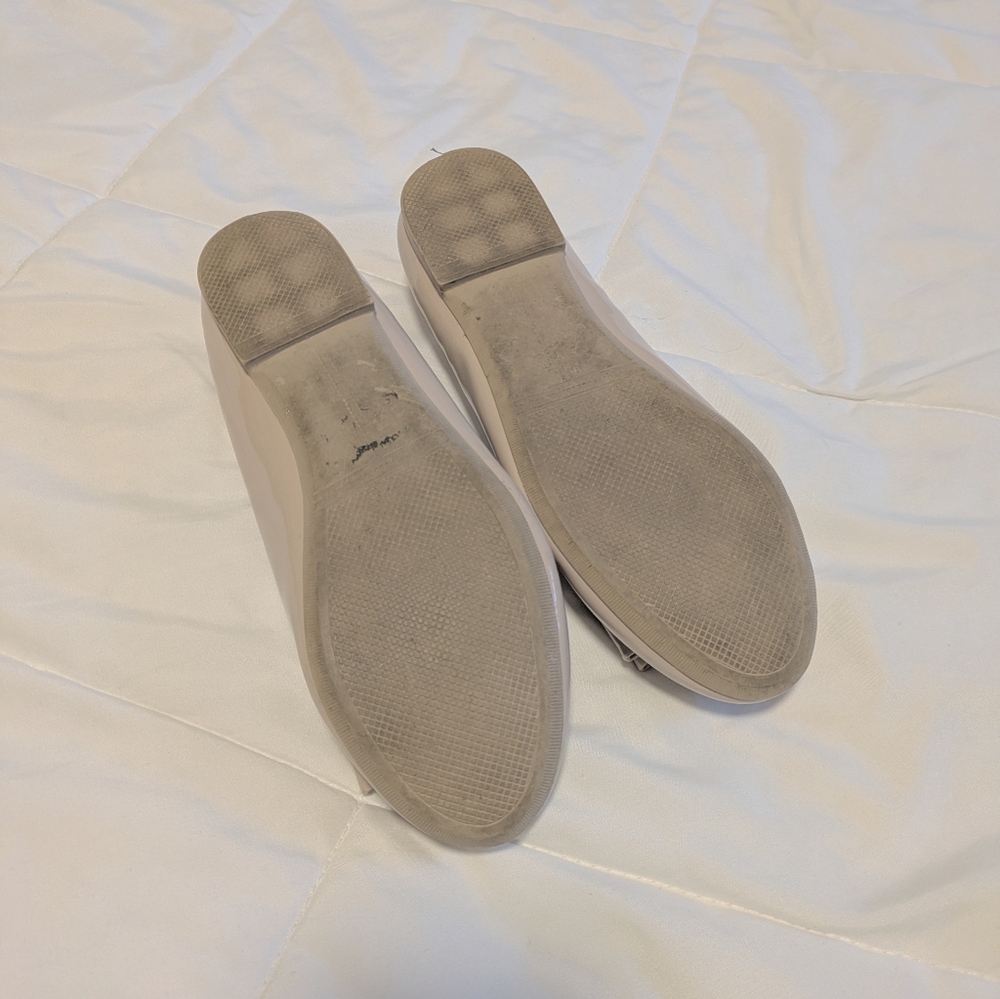 Elegant Beige Bow Flats - Picture 3 of 4